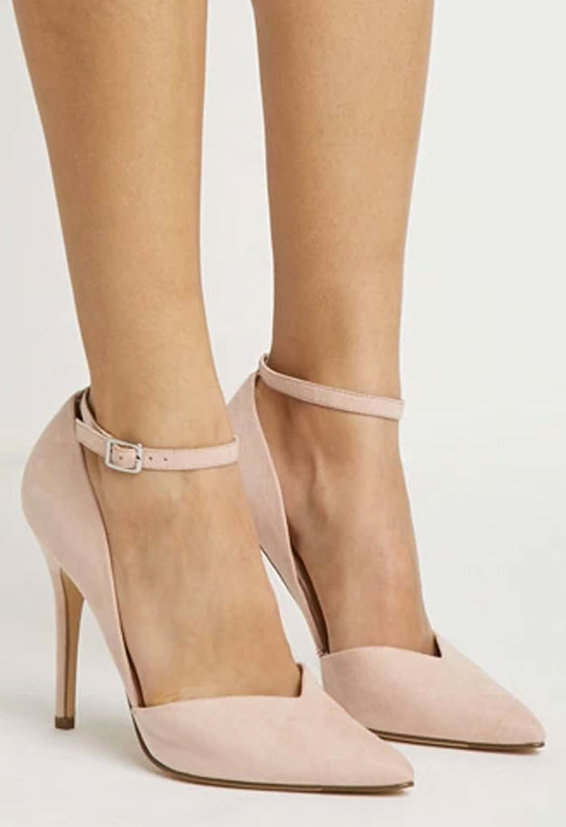 Pumps | Discover What To Buy At Forever 21 If You're Over 30 at https://youresopretty.com/forever-21-over-30/
