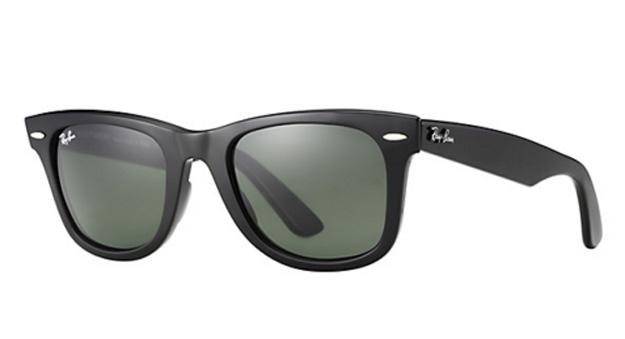 Ray-Ban Original Wayfarer Classics | Gifts to Get The Men In Your Life found at https://youresopretty.com/gifts-for-men-2015/