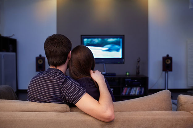 Netflix and Chill | 11 Fun Valentine’s Day Date Night Ideas, check it out at https://youresopretty.com/valentines-day-date-night-ideas