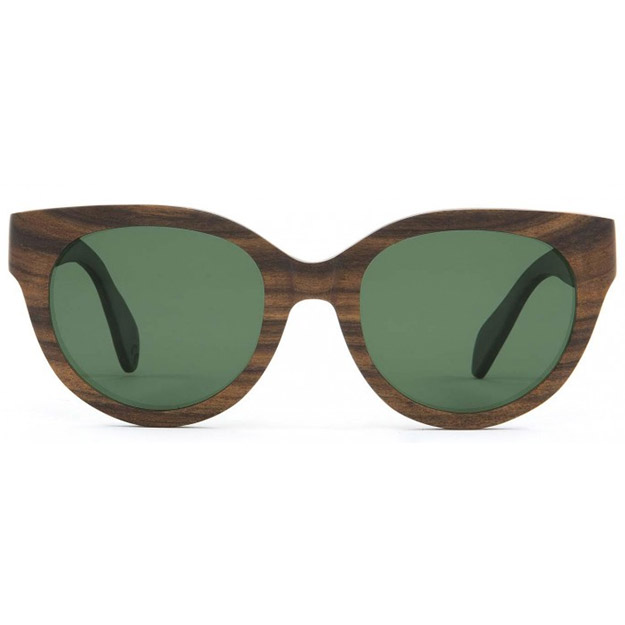 Woodzee Wood Sunglasses | Organic Clothing to Celebrate Earth Day in, check it out at https://youresopretty.com/organic-clothing-earth-day-cute-outfits