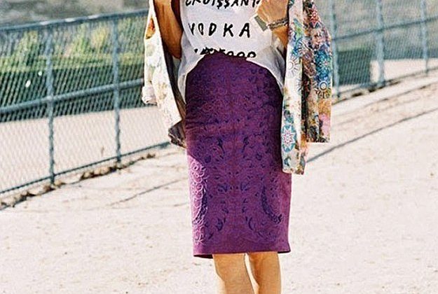 There are several stylish ways to wear your dorky tees without looking like a dork. Here are 9 Ways Fashionistas Style Cool Graphic Tees by Cute Outfits at http://cuteoutfits.com/9-ways-fashionistas-style-cool-graphic-tees/
