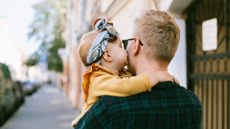 a kiss by her daughter | Top Father's Day Gifts That Will Make Your Father The Happiest Man | father's day gifts | Featured