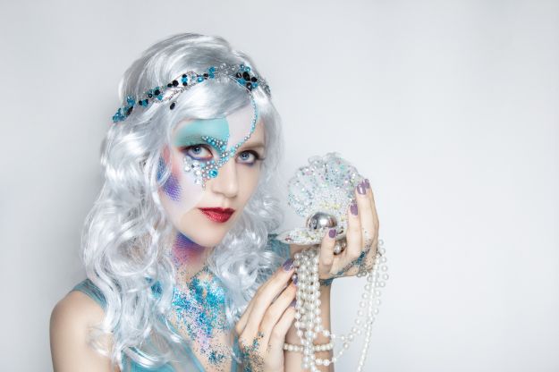 Check out [WHAT'S HOT] This Mermaid Makeup Will Turn You Into An Ocean Princess at https://cuteoutfits.com/mermaid-makeup/