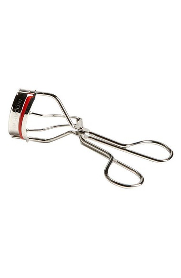Kevin Aucoin Eyelash Curler | Everything You Need In Your Travel Makeup Bag