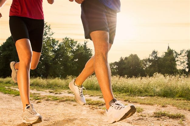 Do A Morning Run | 12 Ways to Make Your Man Happy Without Spending This Valentine's Day 