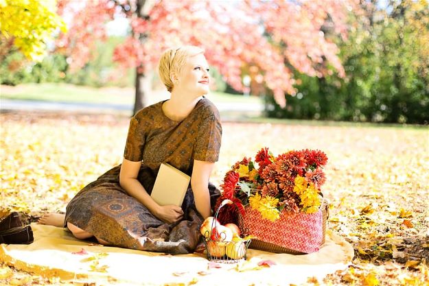 Have A Picnic | 12 Ways to Make Your Man Happy Without Spending This Valentine's Day 