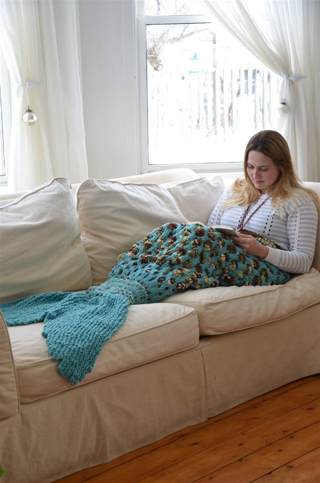 Chunky | Cutest Mermaid Blanket Designs To Make You Comfy