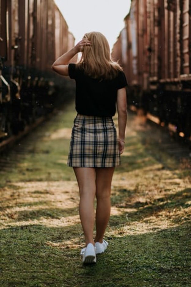 Check out 14 Cozy Back To School Outfits For This Fall at https://cuteoutfits.com/fall-back-to-school-outfits/