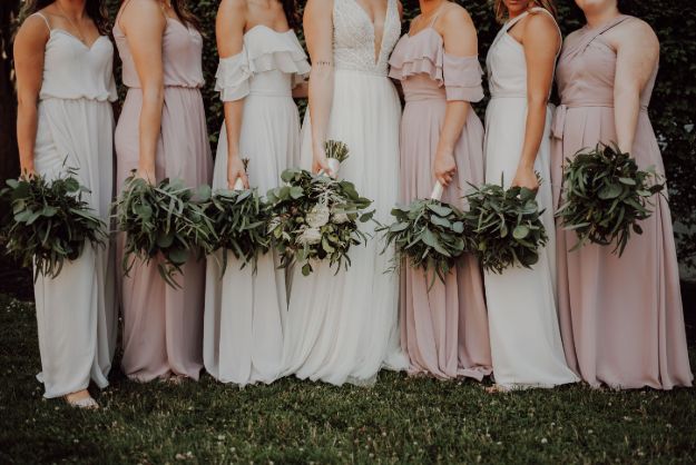 Check out 16 Stylish Bridesmaid Dresses For All Seasons | Wedding Checklists at https://cuteoutfits.com/bridesmaid-dresses/