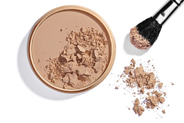 Check out Best Powder Makeup For Those Who Prefer Liquid at https://cuteoutfits.com/best-powder-makeup-dont-love-powder/