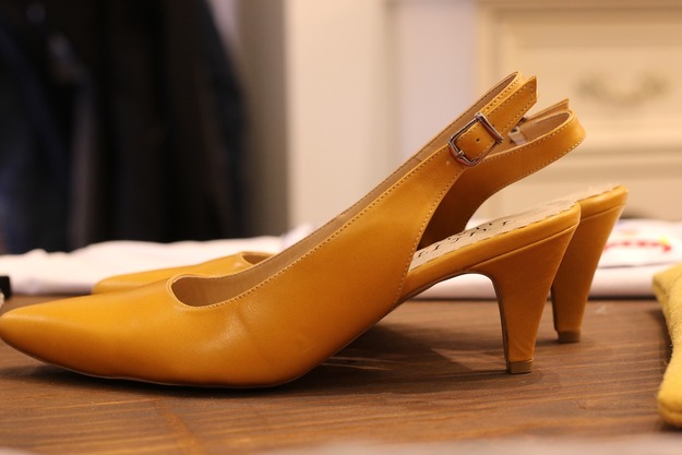 Know Your Foot Type | 11 Tips to Survive Shopping in High Heels