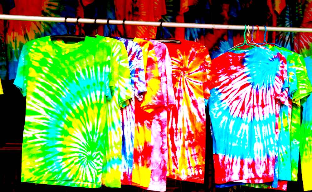 Batik Tie Dye Tshirts | 15 Cute Shirts For Teens To Make Them Stand Out In School