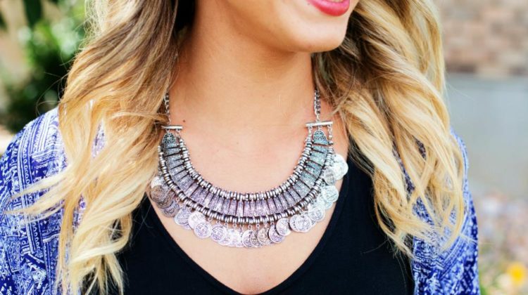 Close up portrait of beautiful young lady wearing trendy chic jewelry necklace | Gorgeous Spring Jewelry You Need To Add To Your Collection | spring jewelry | Featured