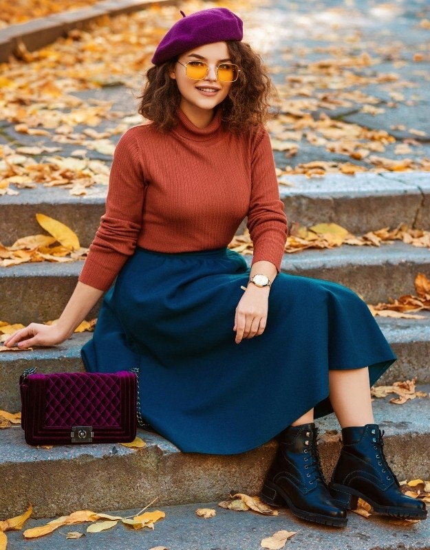 Outdoor autumn portrait of young happy smiling | Cute Fall Outfits For Women This 2020 